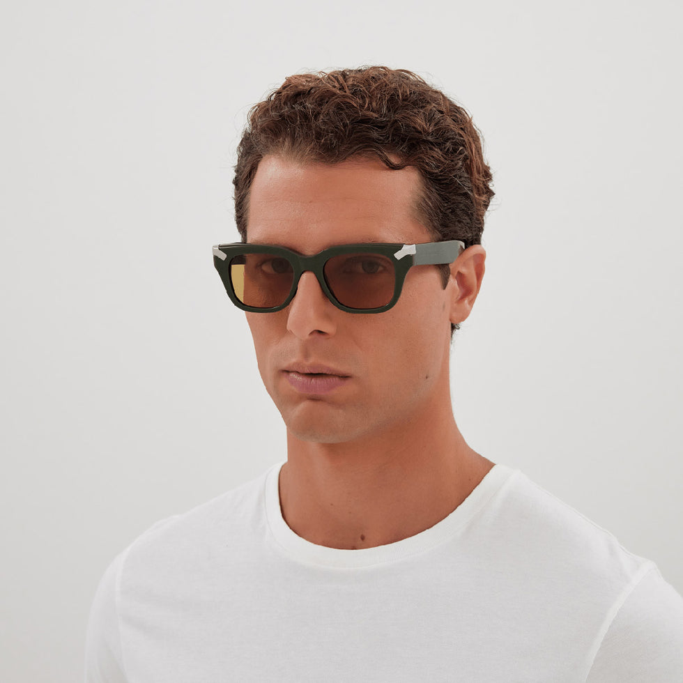 Alexander McQueen® AM0439S AM AM0439S 001 51 - Black / Gray Lenses Sunglasses