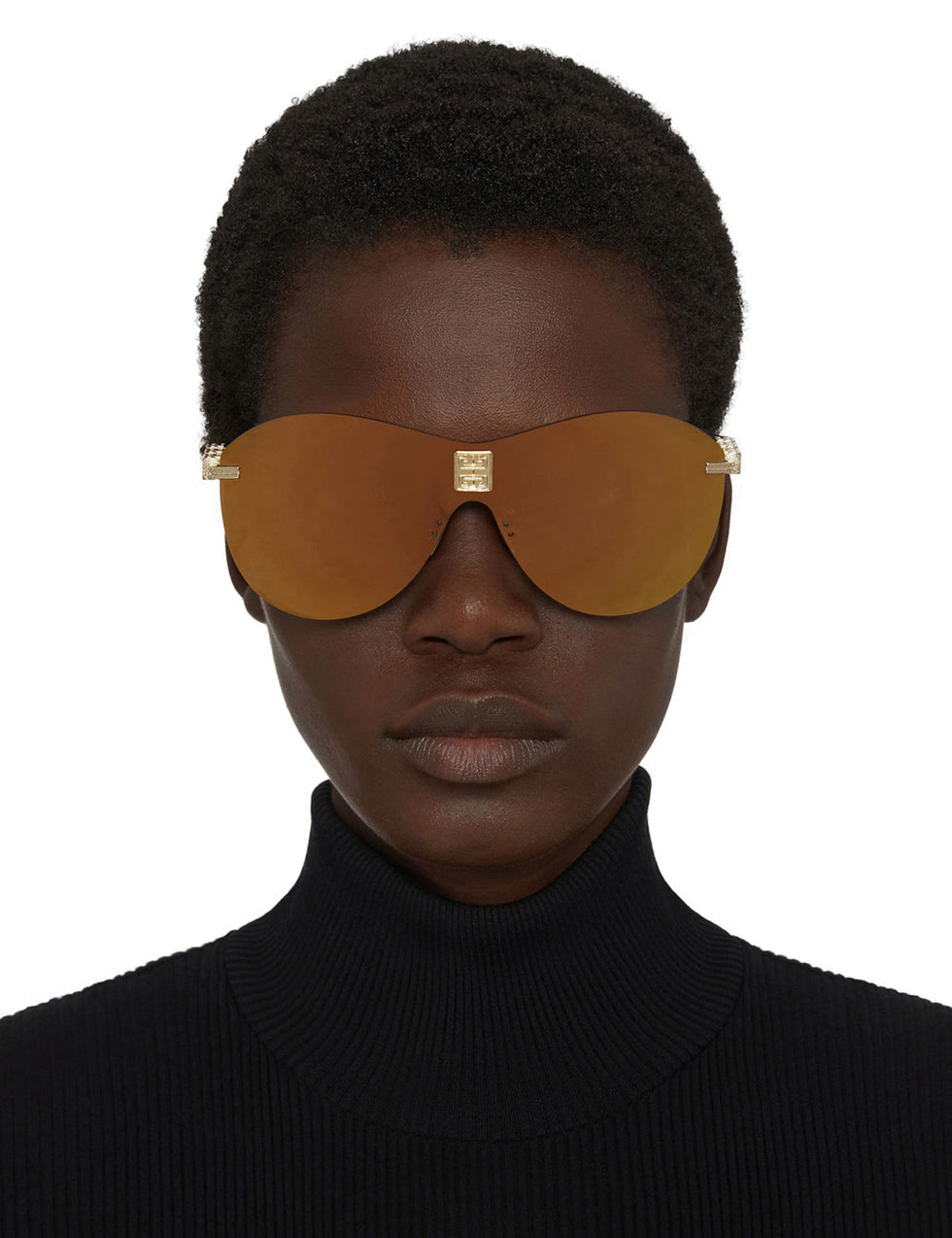 Givenchy® BR0076R03F