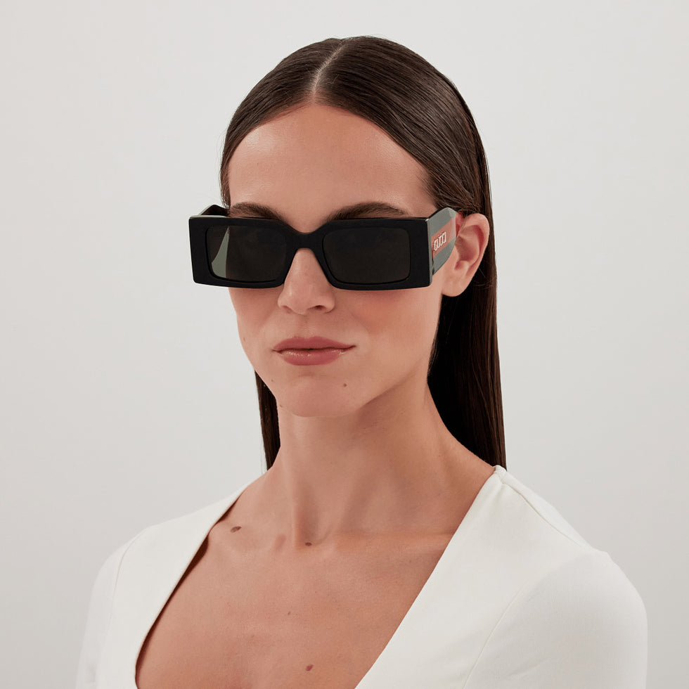 Gucci® GG1860S Sunglasses - Black