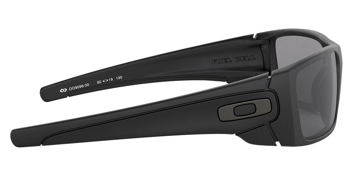 Oakley® OO9096 Fuel Cell OO9096 909630 60 - Matte black/Grey Sunglasses