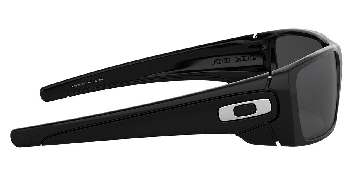 Oakley® OO9096 Fuel Cell OO9096 9096J5 60 - Polished black/Prizm black Sunglasses