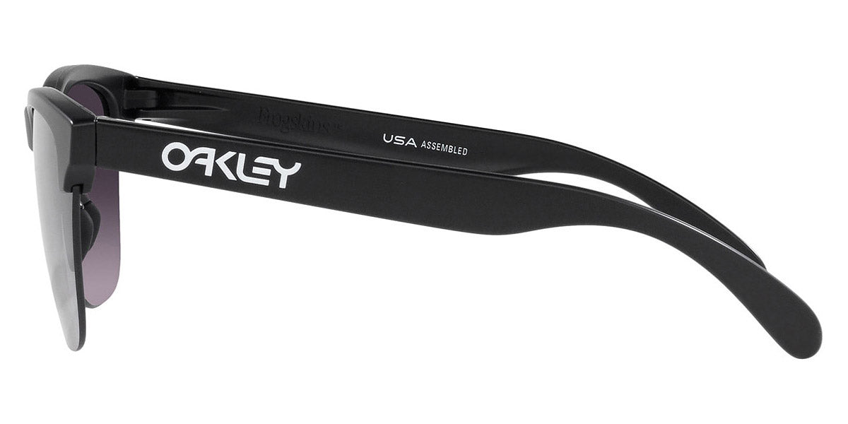 Oakley® OO9374 Frogskins Lite OO9374 937449 63 - Matte black/Prizm grey gradient Sunglasses
