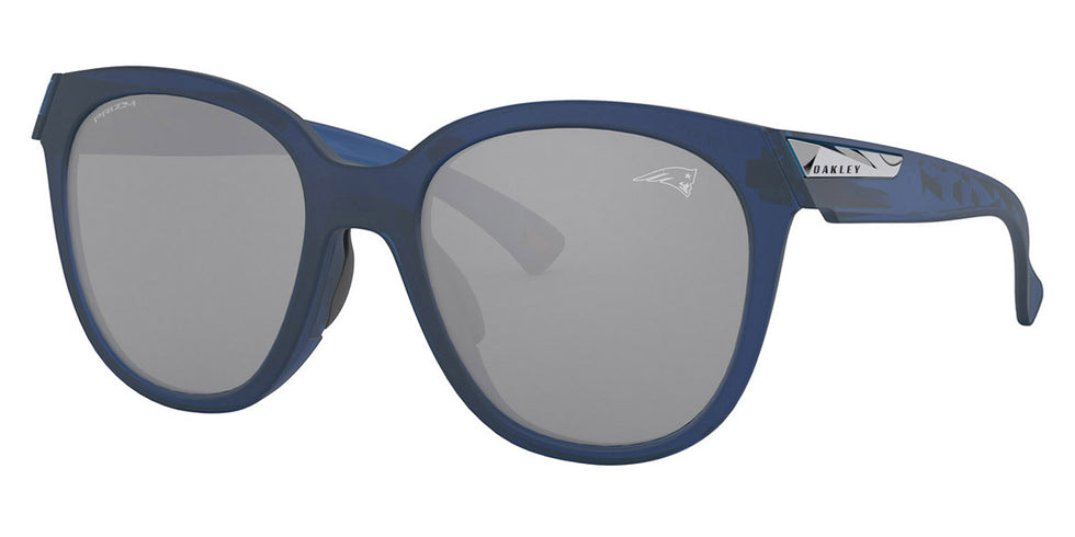 Oakley® OO9433 Low Key OO9433 943312 54 - Matte Translucent Blue / Prizm Black Sunglasses