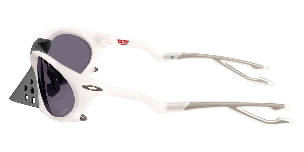 Oakley® OO9437 PLANTARIS OO9437 943706 63 Sunglasses - Matte Vapor / Prizm Gray