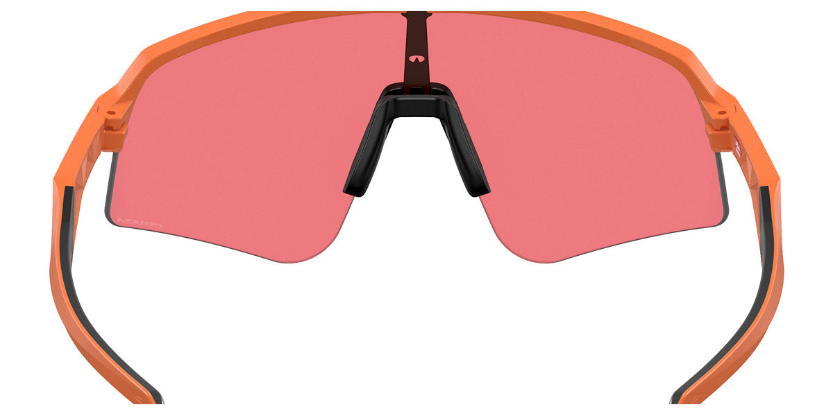 Oakley® OO9465 Sutro Lite Sweep OO9465 946529 39 - Ginger Sunglasses