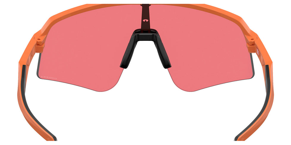 Oakley® OO9465 Sutro Lite Sweep OO9465 946529 39 - Ginger Sunglasses