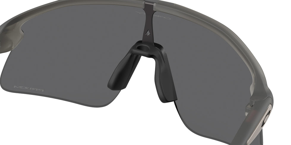 Oakley® OO9517 STUNT DEVIL OO9517 951701 39 Sunglasses - Gray Smoke / Prizm Black Mirrored