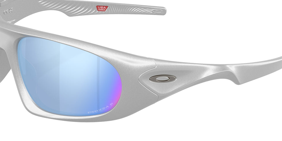 Oakley® OO9528 NEOFORMA OO9528 952807 60 Sunglasses - X-silver / Prizm Deep Water Polarized Mirrored 952807