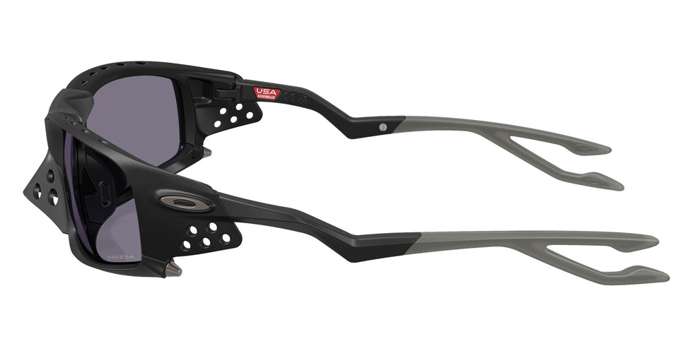 Oakley® OO9529 PLANTARIS SQ OO9529 952901 61 Sunglasses - Matte Black / Prizm Gray 952901