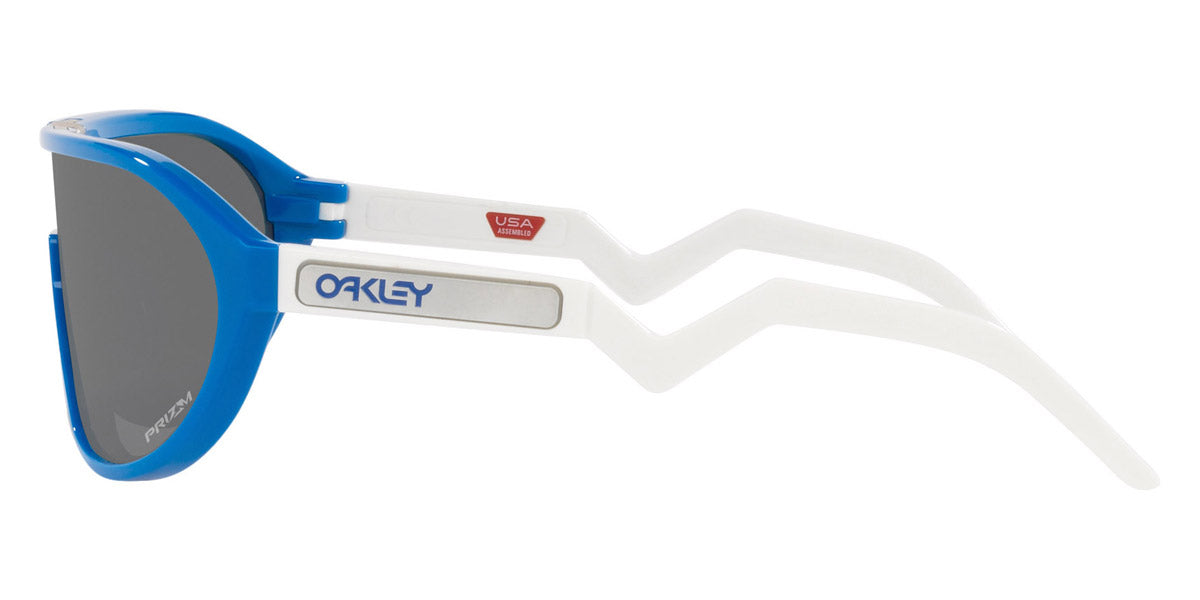 Oakley® OO9467 Cmdn OO9467 946707 33 - Sapphire Sunglasses