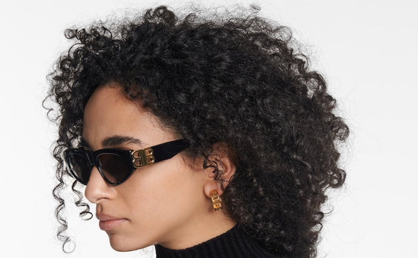 Balenciaga's "Dynasty" FW23 Collection: Glamour with a Modern Twist