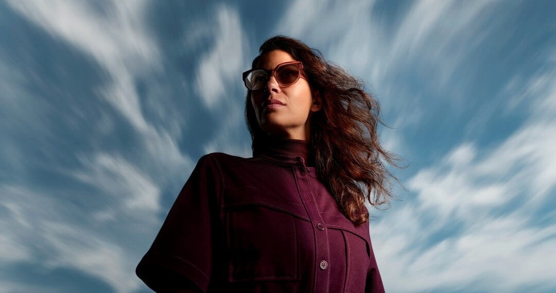 Woman in HOYA Sensity 3 lenses