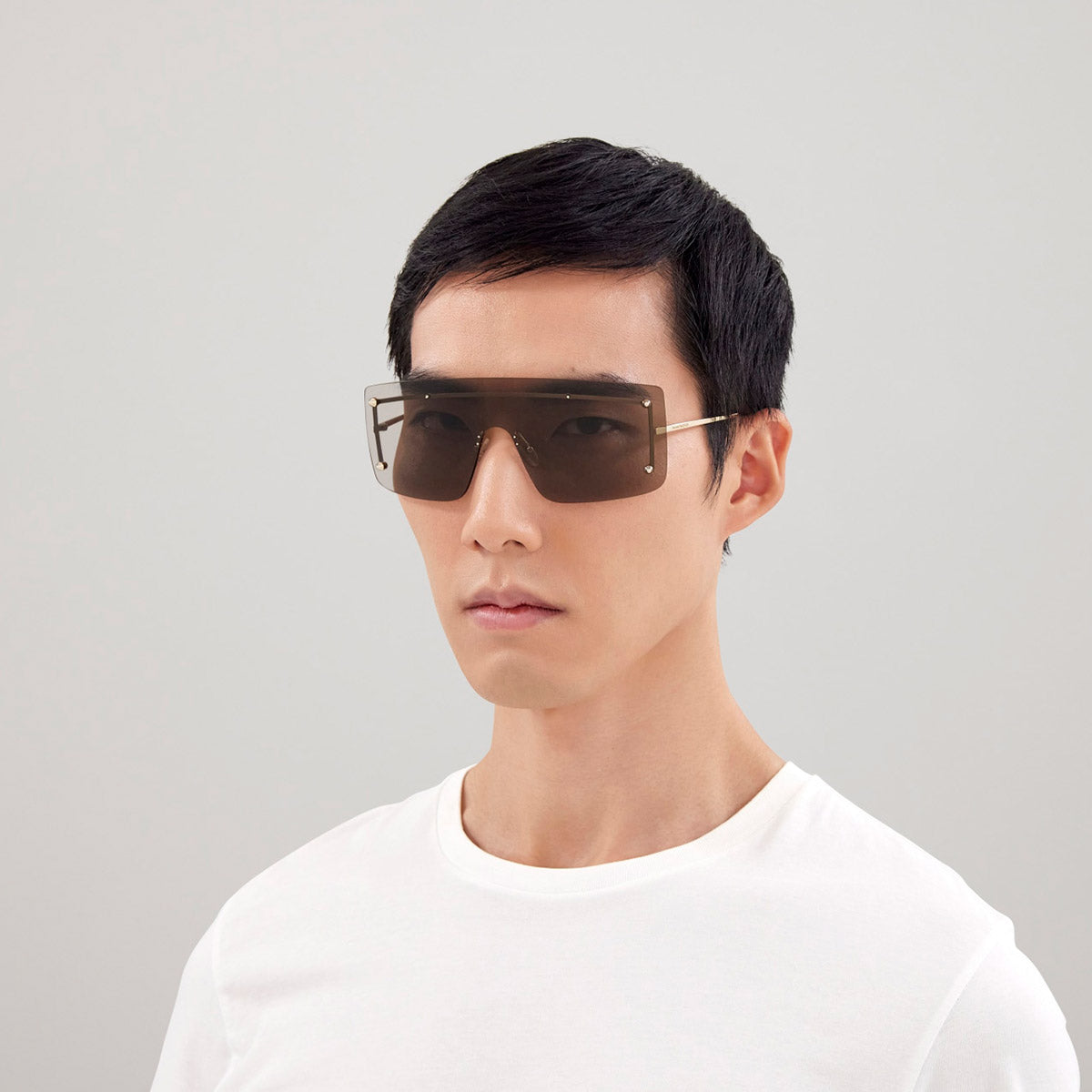 マックイーンサングラス Alexander McQueen® AM0412S Shield Sunglasses EuroOptica™