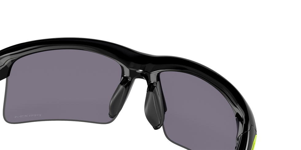 Oakley® OJ9013 CAPACITOR OJ9013 901301 62 Sunglasses - Polished Black / Prizm Gray