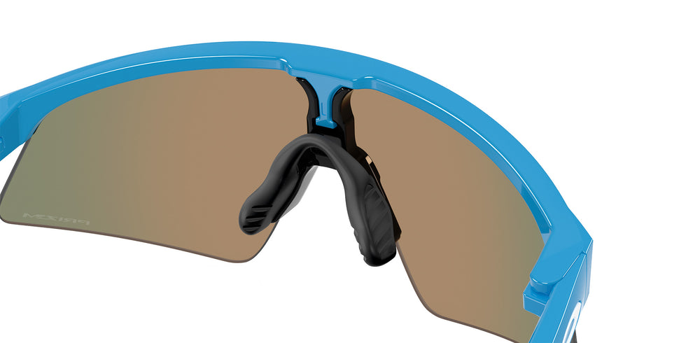Oakley® OJ9015 RESISTOR SWEEP OJ9015 901502 28 Sunglasses - Polished Sky Blue / Prizm Ruby Mirrored