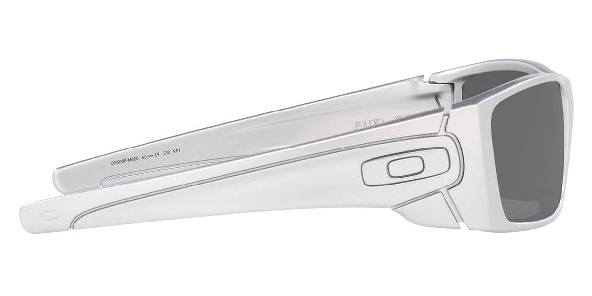 Oakley® OO9096 Fuel Cell OO9096 9096M6 60 - X-Silver Sunglasses