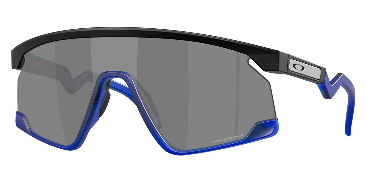 Oakley® OO9280 Bxtr OO9280 928015 39 - Matte Black/Matte Crystal Blue / Prizm Black Sunglasses