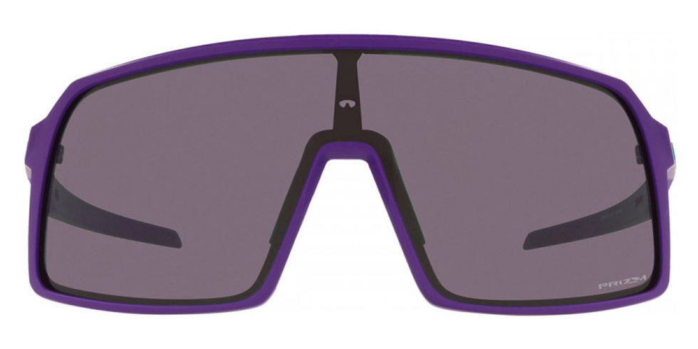 Oakley® OO9406 Sutro OO9406 940689 37 - Matte Electric Purple / Prizm Gray Sunglasses