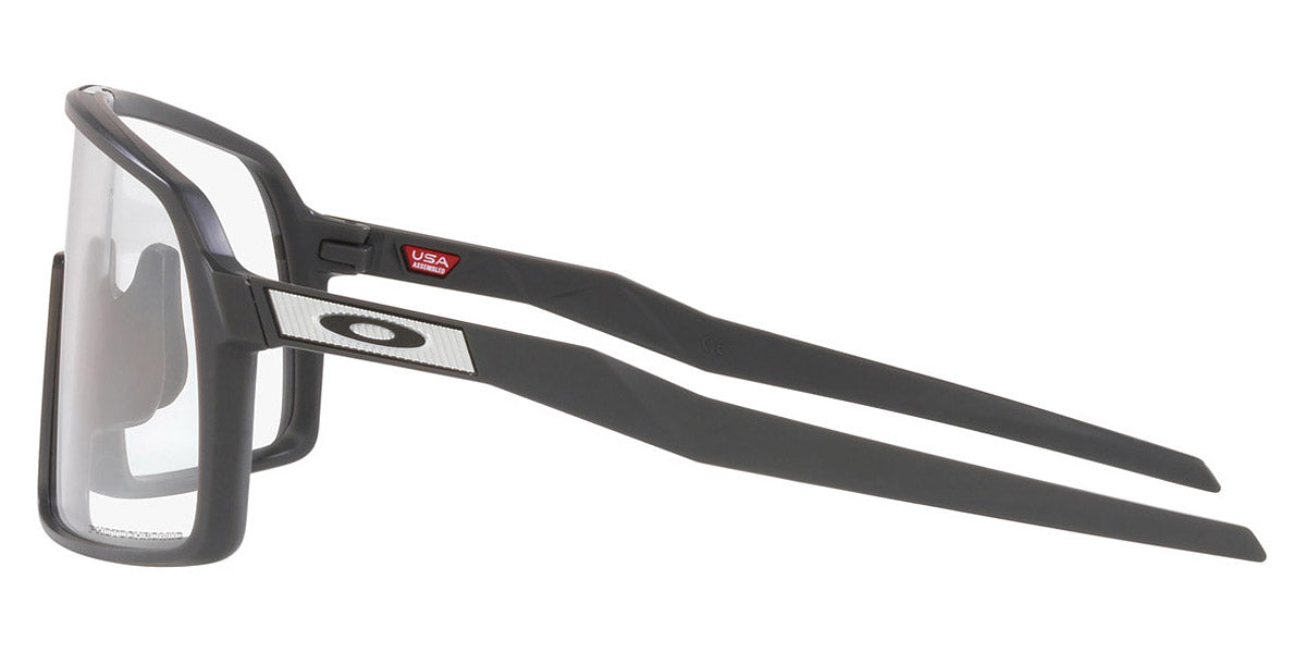 Oakley® OO9406 Sutro OO9406 940698 137 - Matte carbon/Clear to black iridium photochromic Sunglasses