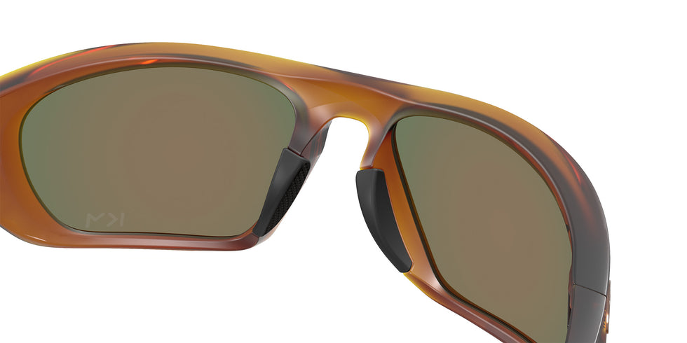 Oakley® OO9431 LATERALIS OO9431 943116 60 Sunglasses - Matte Dark Amber / Prizm Ruby Mirrored