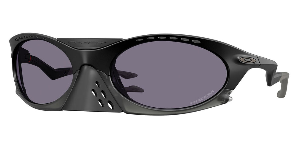 Oakley® OO9437 PLANTARIS OO9437 943701 63 Sunglasses - Matte Black / Prizm Gray