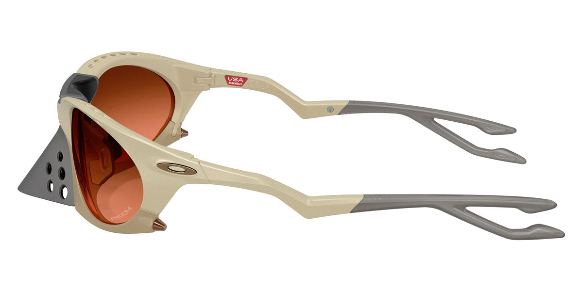 Oakley® OO9437 PLANTARIS OO9437 943702 63 Sunglasses - Matte Sand / Prizm Brown Gradient