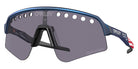 Oakley® OO9465 Sutro Lite Sweep OO9465 946528 39 - Troy Lee Designs Blue Colorshift/Prizm Grey Sunglasses