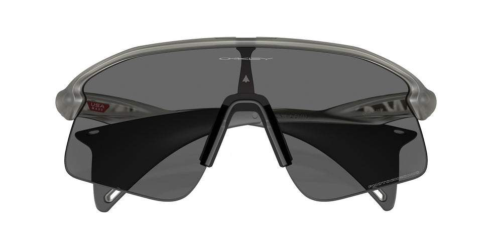 Oakley® OO9517 STUNT DEVIL OO9517 951708 39 Sunglasses - Gray Ink / Clear to Black Iridium Photochromic