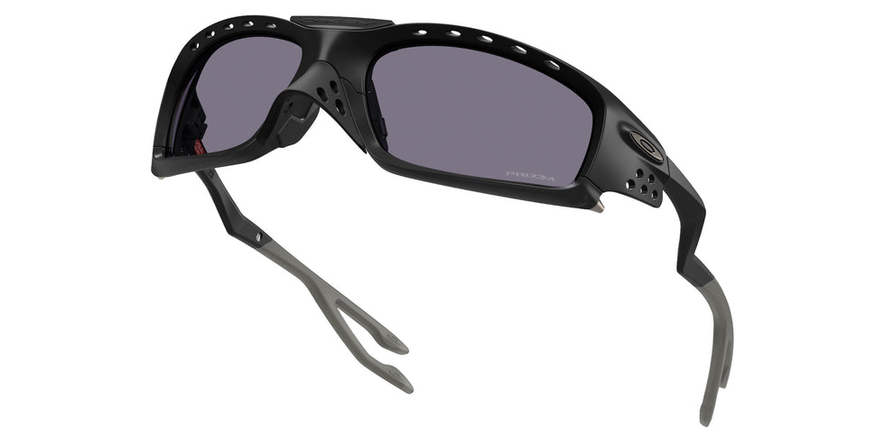 Oakley® OO9529 PLANTARIS SQ OO9529 952901 61 Sunglasses - Matte Black / Prizm Gray 952901