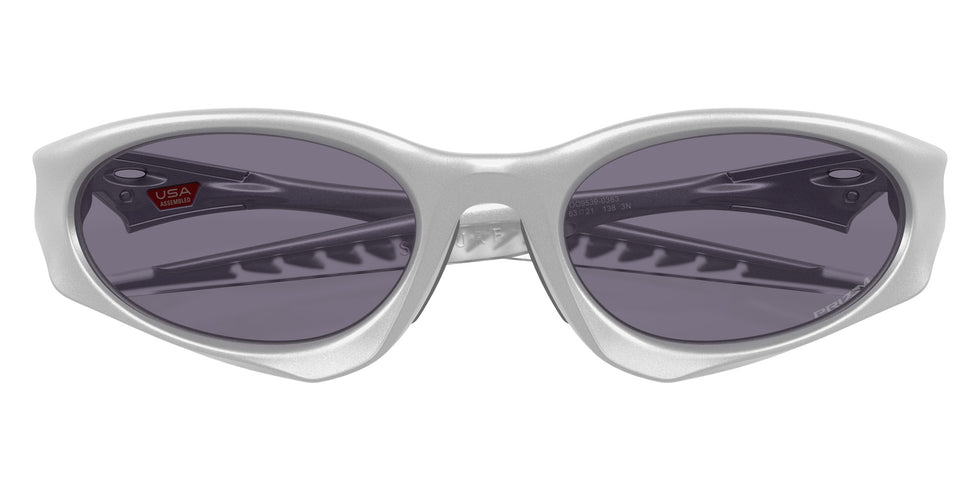 Oakley® OO9539 SUTURE COAT Sunglasses - X Silver