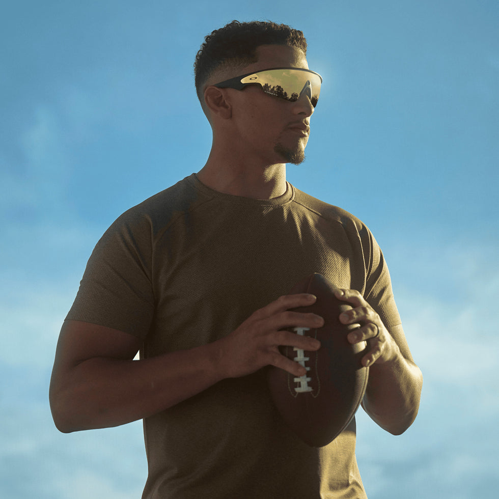 Oakley® Meta OW8001 Vanguard - Matte Black/Prizm 24k Mirrored Sunglasses