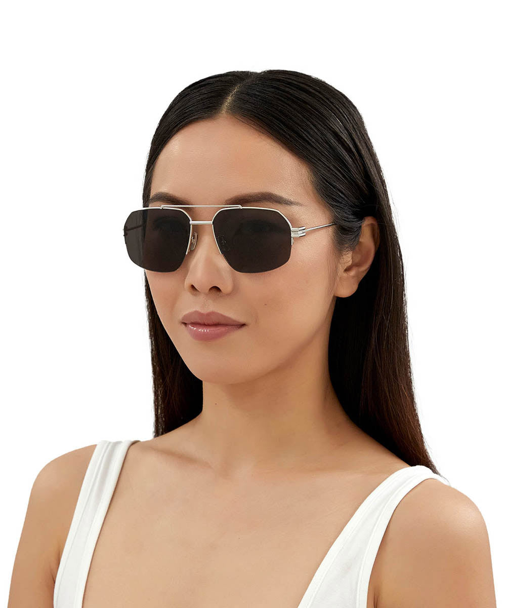 BOTTEGA VENETTA   BV1127S サングラス Bottega Veneta® BV1127S Sunglasses - EuroOptica™ NYC