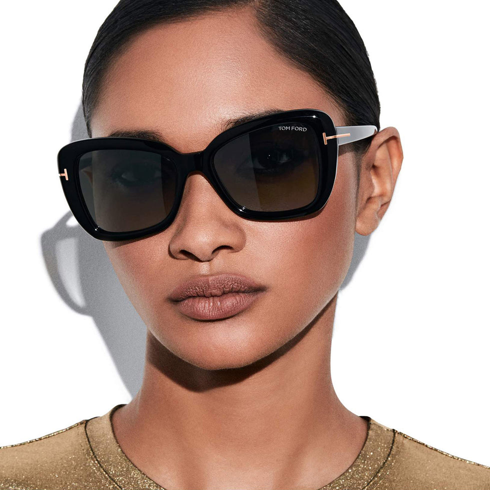 Tom Ford® FT1008 Maeve FT1008 Maeve 01B 55 - 01B - Shiny Black, t" Logo / Gradient Smoke Lenses" Sunglasses
